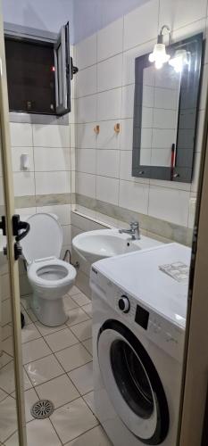 Ένα μπάνιο στο Vlora Home