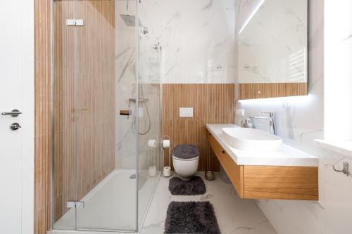 Ένα μπάνιο στο Apartament w centrum, przy plaży