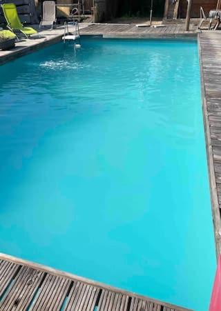 Photo de la galerie de l'établissement LES CHALETS DE VANESS' le Mahé, à Digoin