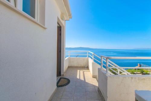 Nespecifikovaný výhled na moře nebo výhled na moře při pohledu z apartmánu