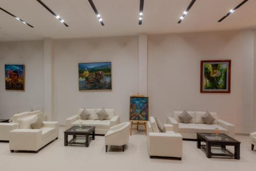 Гостиная зона в GOYA HOTEL