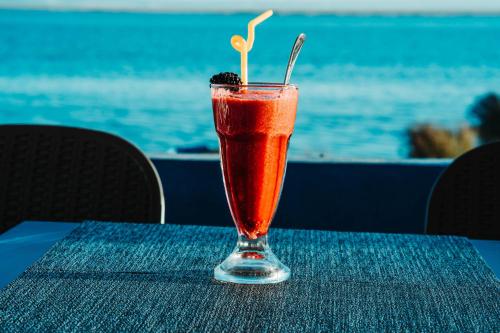 Minuman di auberge Lacasa latifa vue sure mere moulay bousselham
