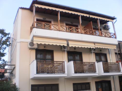 Gallery image of Studios Kallirachi in Skala Kallirakhis