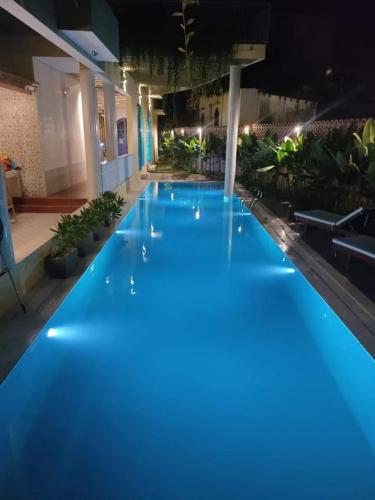 Бассейн в LA ALBA VILLA AN BANg HOI AN или поблизости