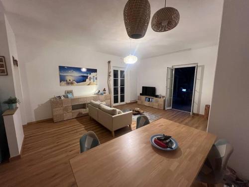 Χώρος καθιστικού στο 'Impy' House