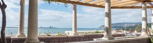 Renovated House Near Beaches, By TimeCooler