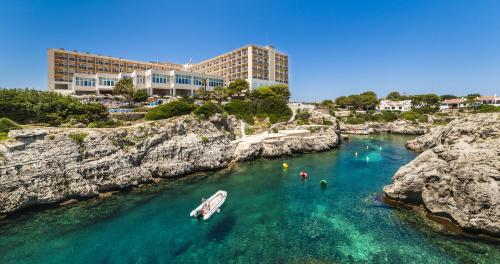 Globales Almirante Farragut, Cala en Blanes – Bijgewerkte ...
