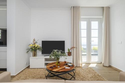 Casas da Luz by Homie