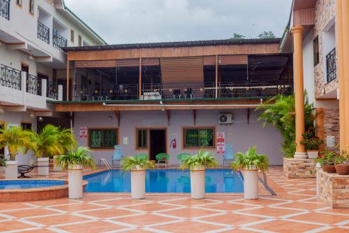 ADWOA ASANTEWAA MEMORIAL HOTEL – Photos 3