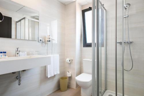 Ένα μπάνιο στο Hotel Best Auto Hogar
