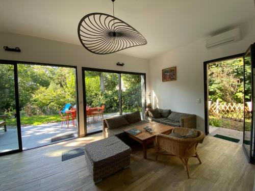 Photo de la galerie de l'établissement Holiday Home in Kerfany near Beaches & Trails, à Riec-sur-Bélon