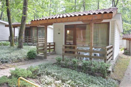 普里莫尔斯科Villas Holidays的相册照片