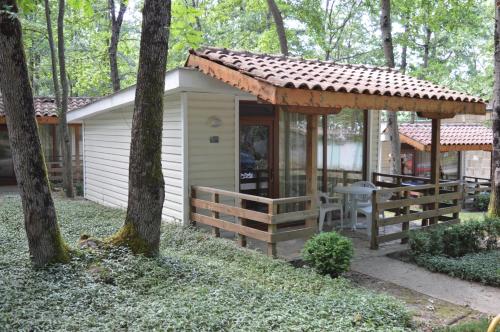 普里莫尔斯科Villas Holidays的相册照片