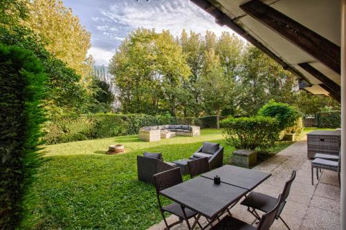 The Garden - 2 Bedrooms - Garden - Deauville