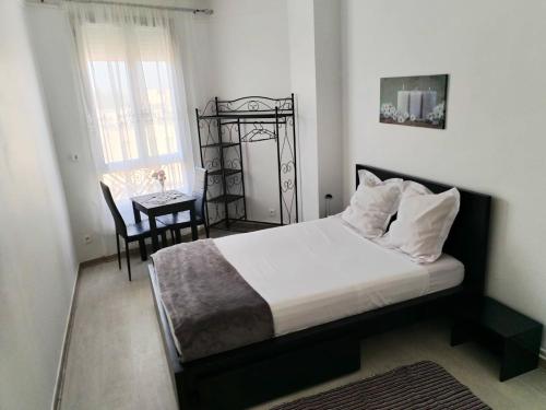 Photo de la galerie de l'établissement Appartement charmant à La Courneuve - 31 m² avec parking, à La Courneuve