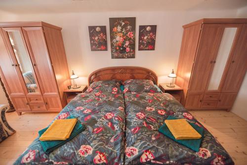 Una cama o camas en una habitación de Chata Štefička