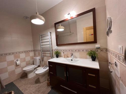 Ένα μπάνιο στο Yanes Bed And Breakfast Ronda