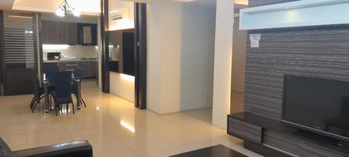Dapur atau dapur kecil di K. Riverfront apartment