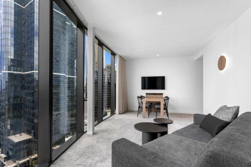 Et tv og/eller underholdning på Adina Apartment Hotel Melbourne Southbank