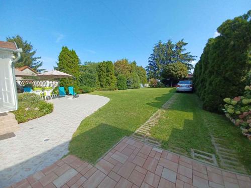 Fotografie z fotogalerie ubytování Holiday home in Balatonboglar 45807 v destinaci Balatonboglár