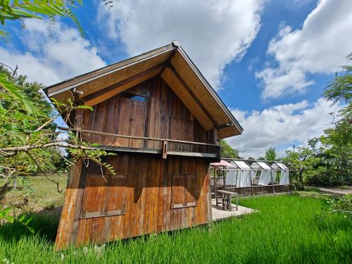 hueankwankao เฮือนขวัญข้าวにある庭