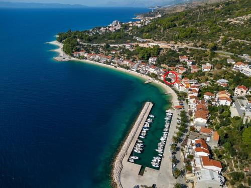 Apartments by the sea Podgora, Makarska - 2596