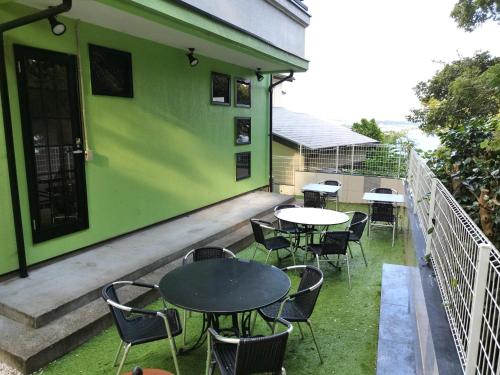 Bangunan di mana terletaknya vila ini