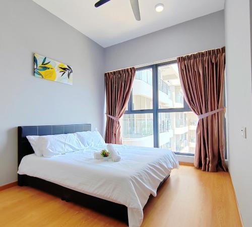 a bedroom with a bed and a large window at JOHOR BAHRU DANGABAY CIQ CITYSQUARE 2Bd 6PAX in Johor Bahru
