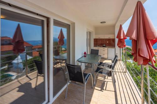 Apartment in Novi Vinodolski 39370
