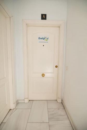 Shiny Alamos Super Family Studio