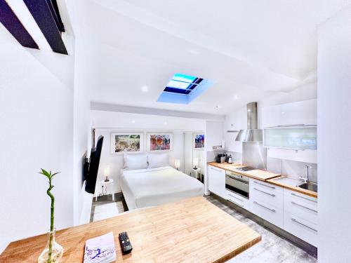 Èrsextius, VECA, Aix-en-Provence