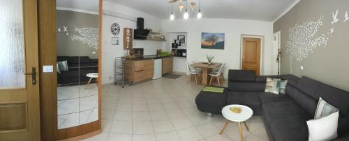Kuchyň nebo kuchyňský kout v ubytování Bed & Bar Mini Apartment