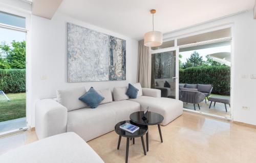Χώρος καθιστικού στο Luxury Villa Kate with pool in Zminj