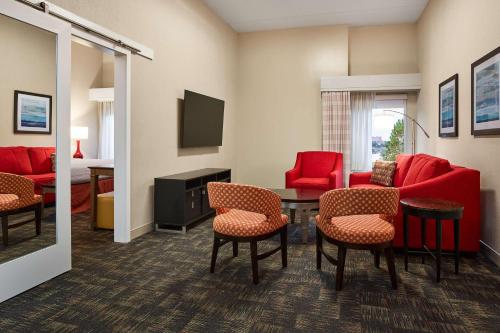 Hampton Inn Boston Logan Airport Image