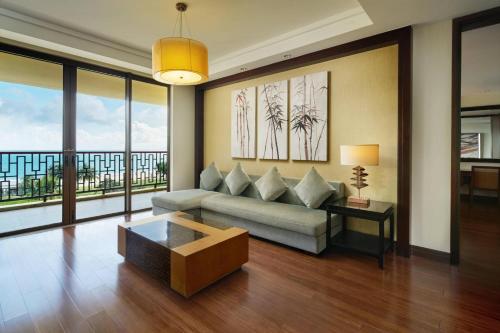 Sheraton Shenzhou Peninsula Resortにあるシーティングエリア