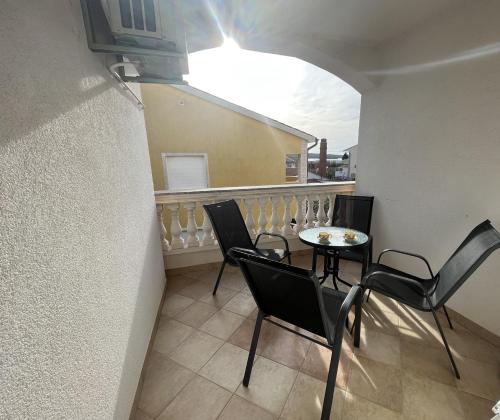Burle Apartment with FREE private parking
