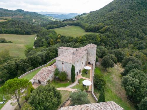 Castello Valenzino – Photos 3
