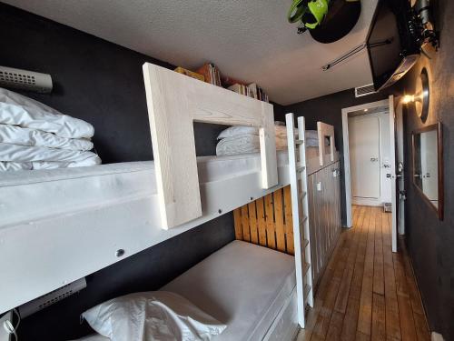 Appartement cosy 2 pièces pour 5 pers, avec WiFi aux Arcs 1800 - FR-1-411-888