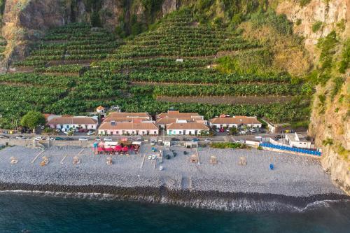 Baldeia - Oceanfront Apartments