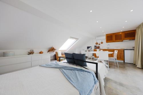 Baldeia - Oceanfront Apartments