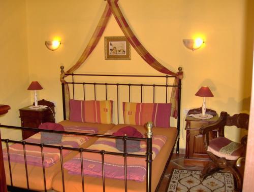 Postel nebo postele na pokoji v ubytování Apartment im englischen Stil mit Meerblick