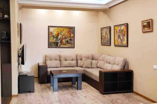 Modern new apartment Yerevan center!