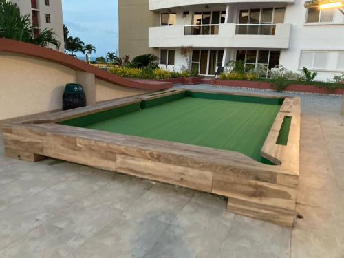 Tavolo di biliardo di Departamento 4 habitaciones 8 personas vista al mar 2do piso en Playa Almendro, Tonsupa