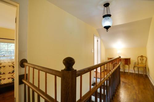 Φωτογραφία από το άλμπουμ του Historic Home in Taylors Falls with Patio and Fire Pit σε Taylors Falls