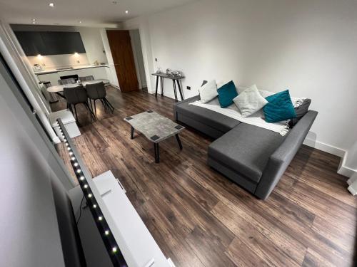 Perfect City Centre Apartment photo 24