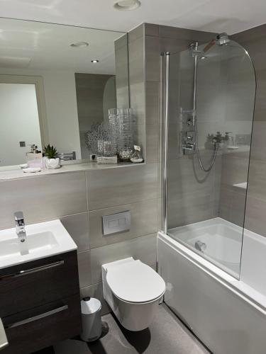 Perfect City Centre Apartment photo 40