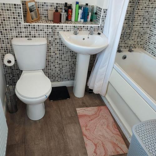 2 Bed Flat With Everything Swinderby updated Prices 2024 2-bed-flat-with-everything-swinderby-updated-prices-2024