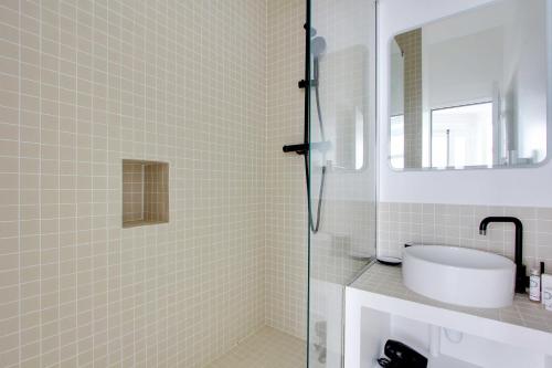 Accueillant et moderne - 2BR 4P - Sacré Coeur