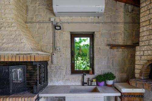 Φωτογραφία από το άλμπουμ του Kipo Paradiso stone villa στην Κυριάννα