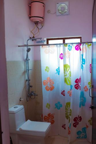 Kuttralam Resorts – Photos 2